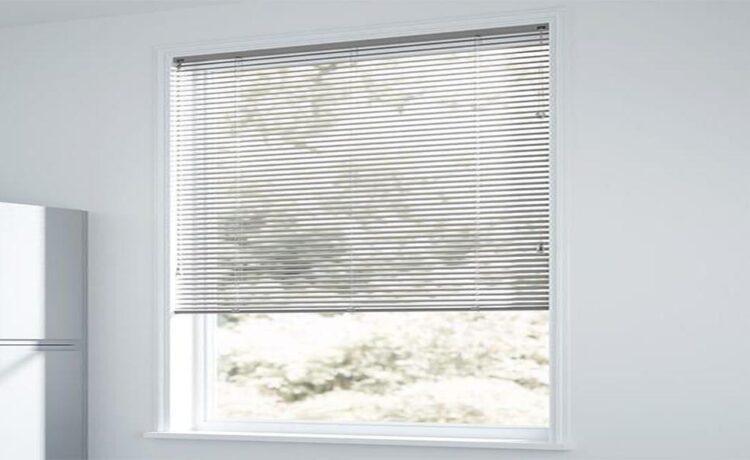 Venetian Blinds – A Guide To This Popular Style Window Covering